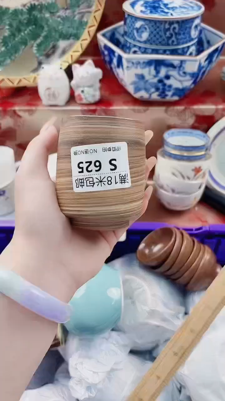 M**iS625························