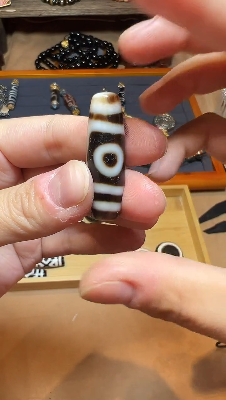 【闪购商品】玛瑙/玉髓未镶嵌吊坠ZK大鹏三吊坠