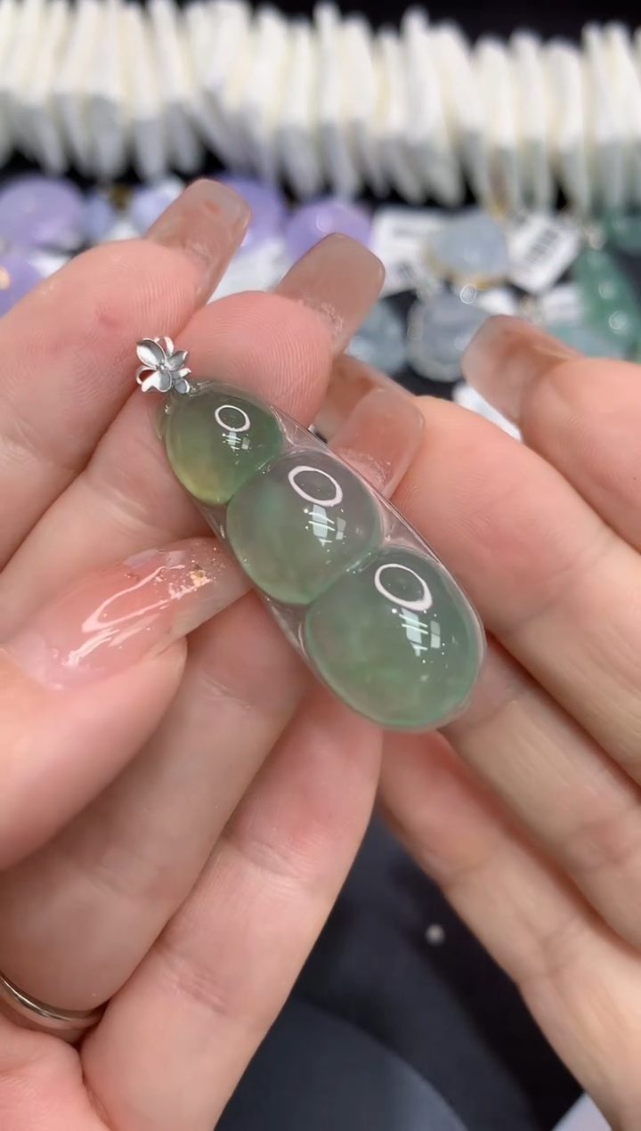 吊坠(不含链)18K金镶嵌翡翠111111111111