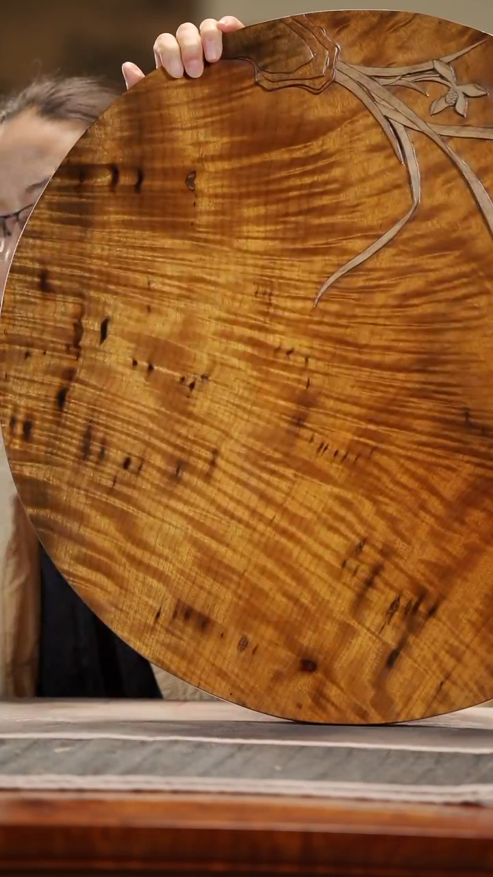 【闪购商品】金丝楠木雕兰花小品精品水波纹圆盘