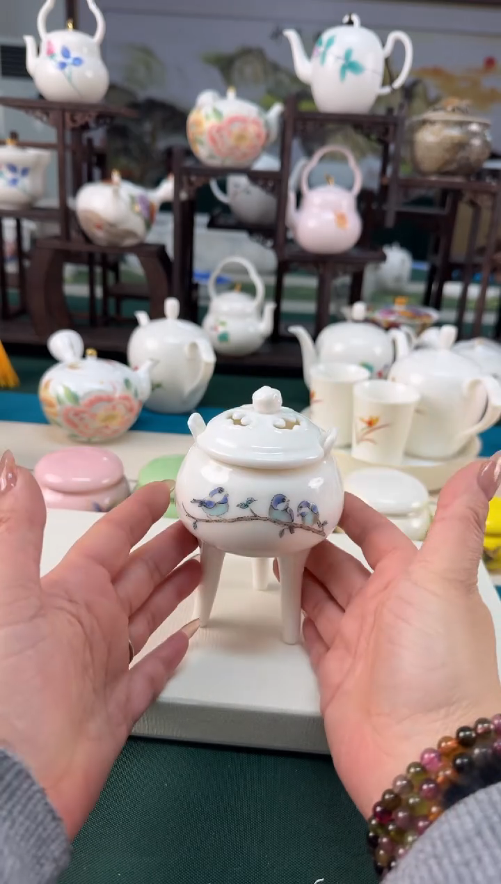 【闪购商品】瓷器 ······.......