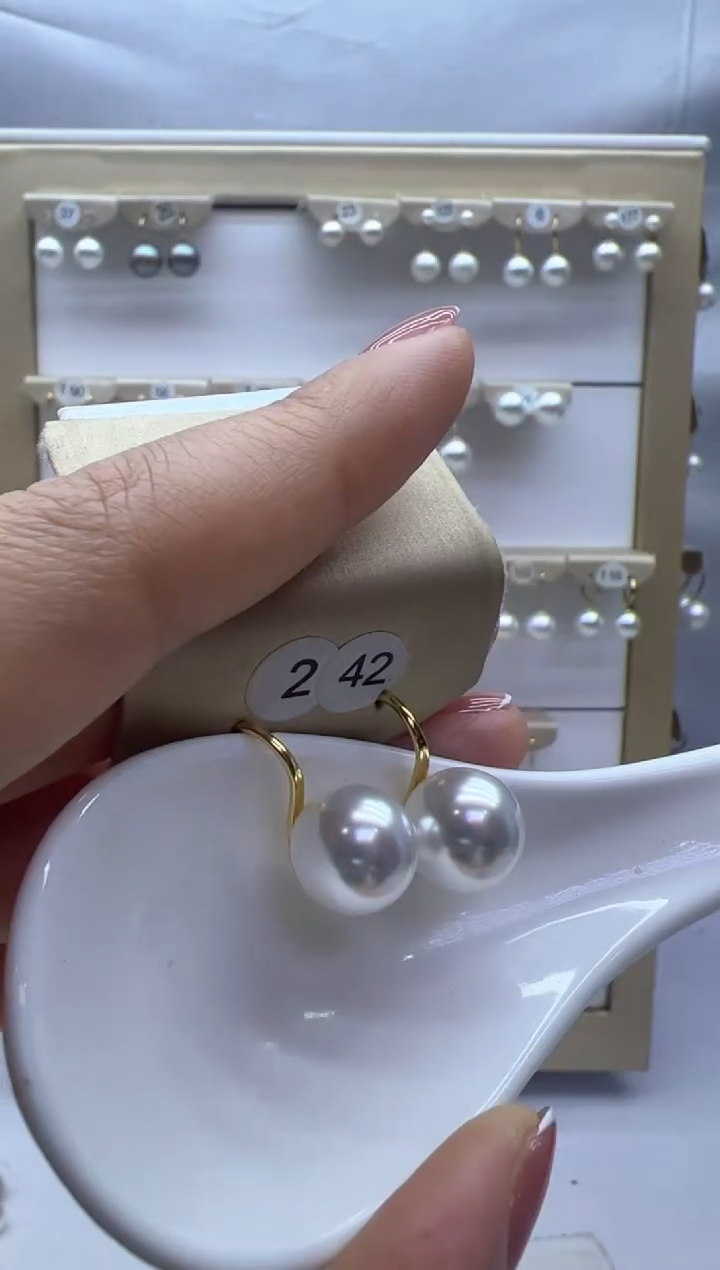【闪购商品】淡水珍珠耳饰银S925镶嵌242