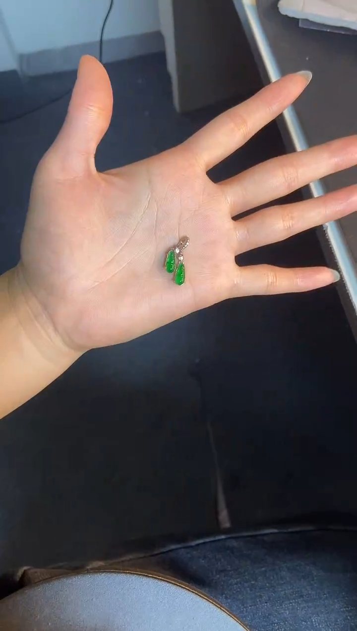 吊坠(不含链)银S925镶嵌翡翠1