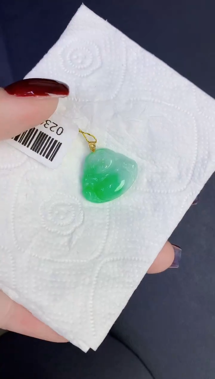 颈饰18K金镶嵌翡翠缅甸天然翡翠A货