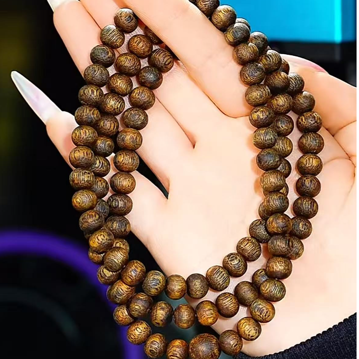 沉香海南乌身老料灯笼珠多圈发一条（赠养香料一份）