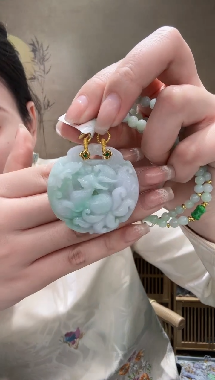 【闪购商品】翡翠耳饰未镶嵌吊坠