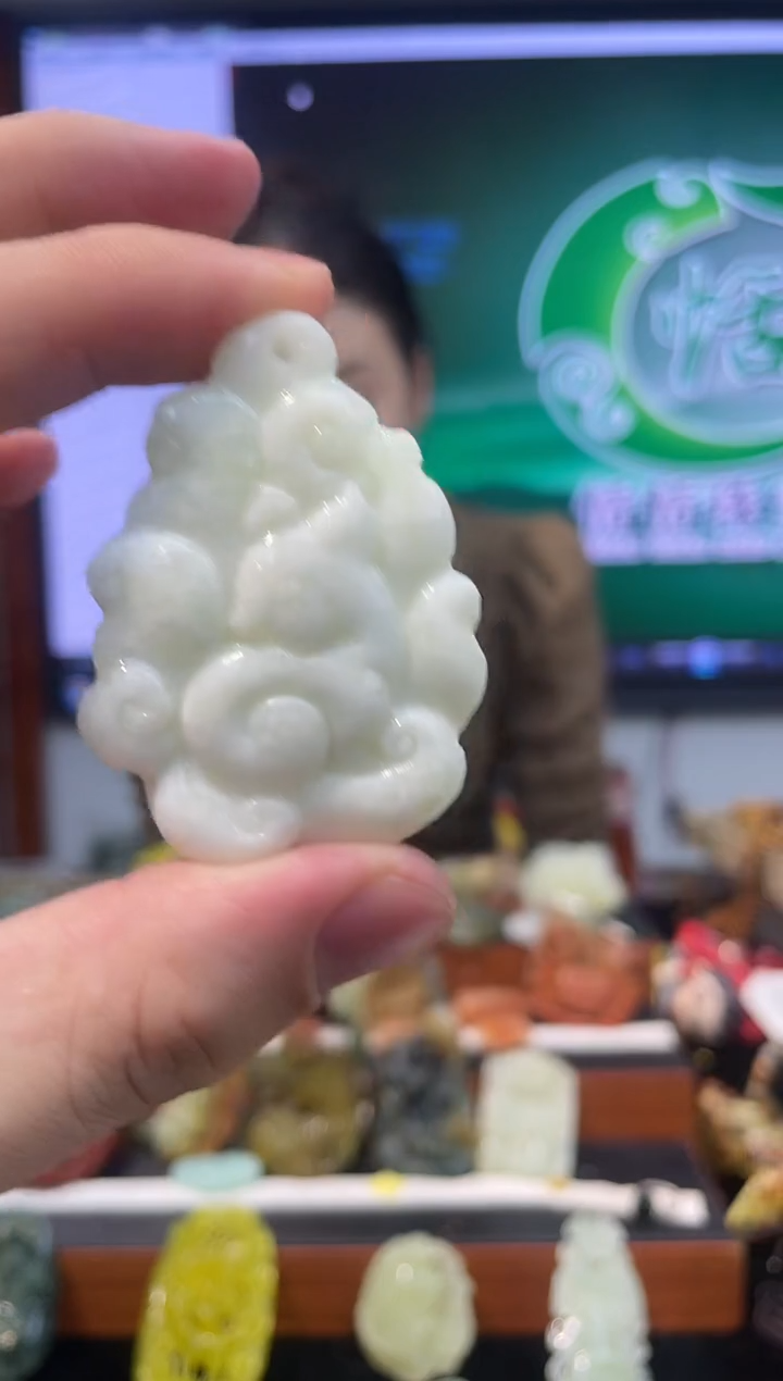 【闪购商品】岫玉吊坠未镶嵌·