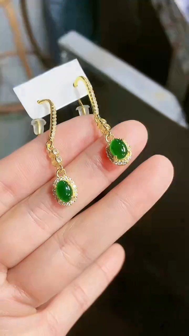 【闪购商品】翡翠耳饰未镶嵌11111111