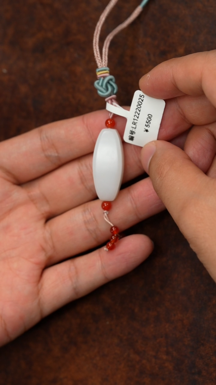 颈饰未镶嵌和田玉LR  吊坠