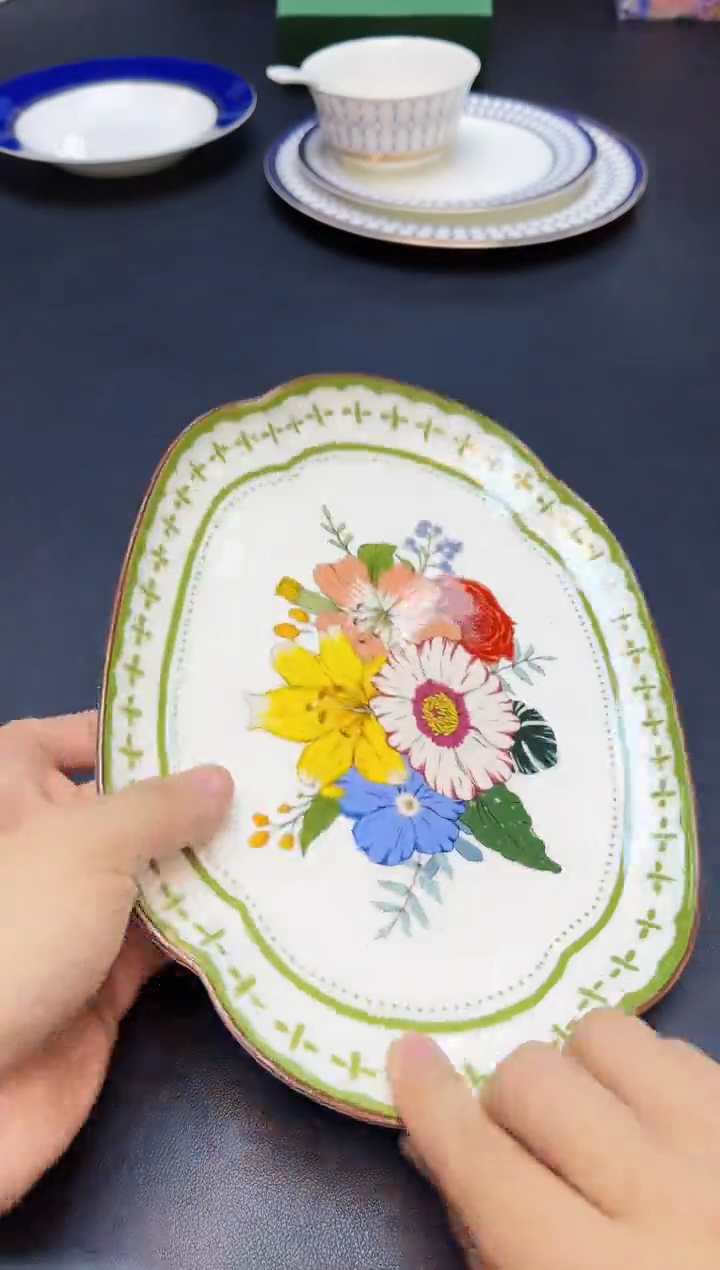 【闪购商品】瓷片全新正品一件不留@@J42