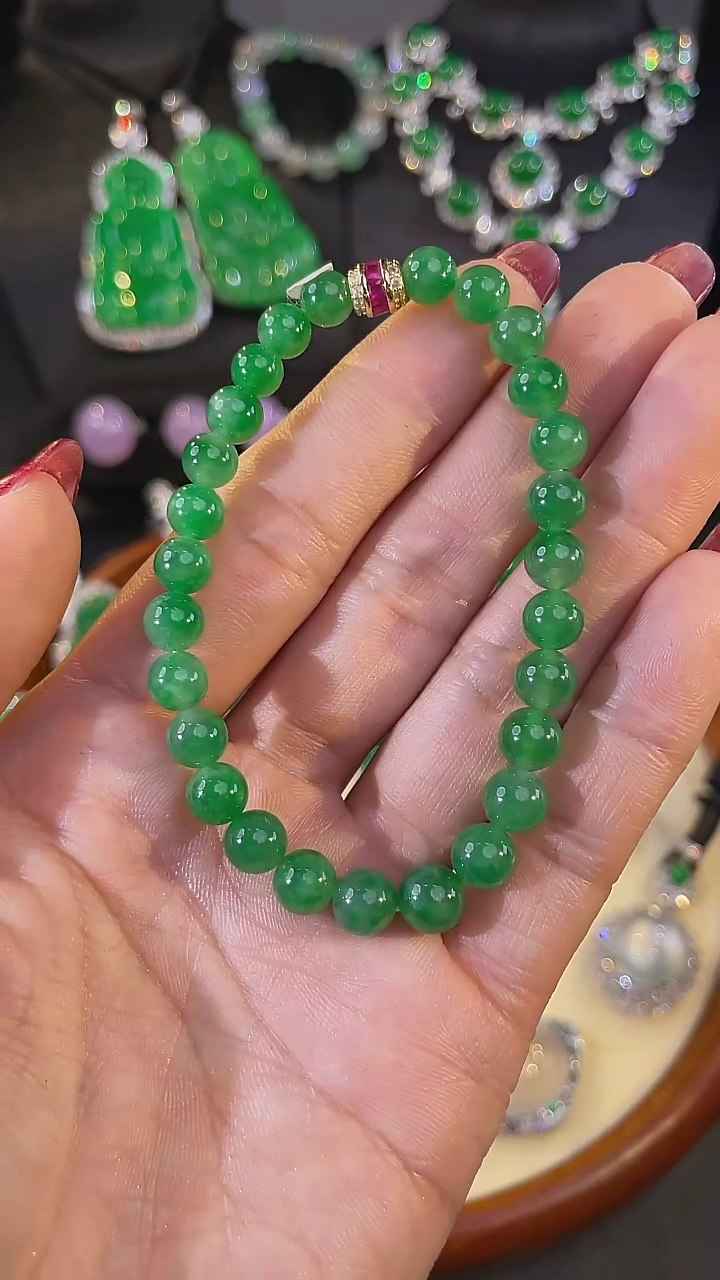 【闪购商品】翡翠颈饰18K金镶嵌手链