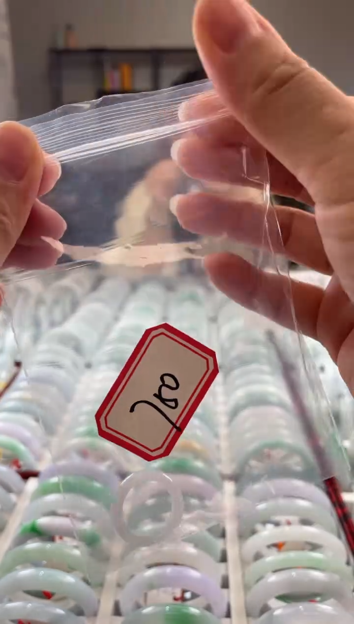 颈饰未镶嵌翡翠多样性发一