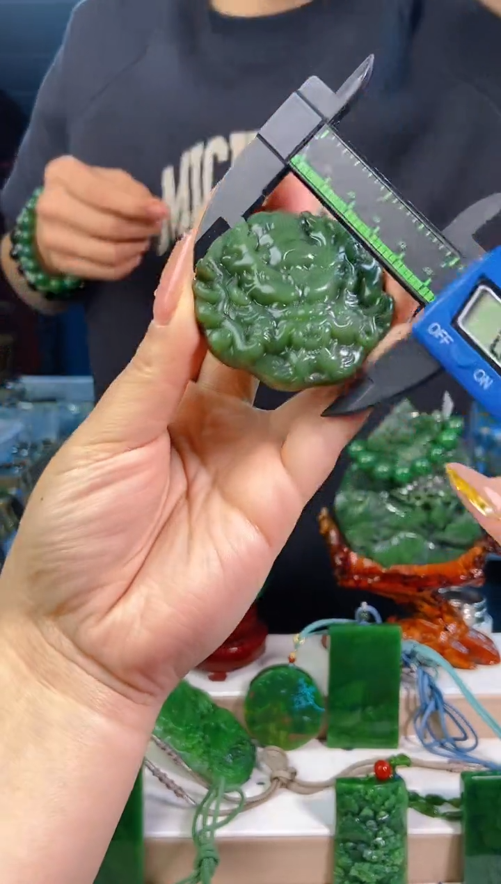 【闪购商品】和田玉挂件未镶嵌1