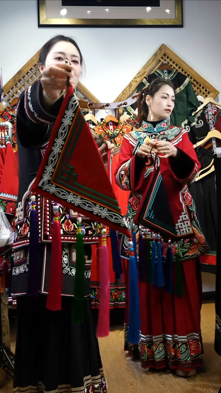 直播间专享民族风三角包大号款