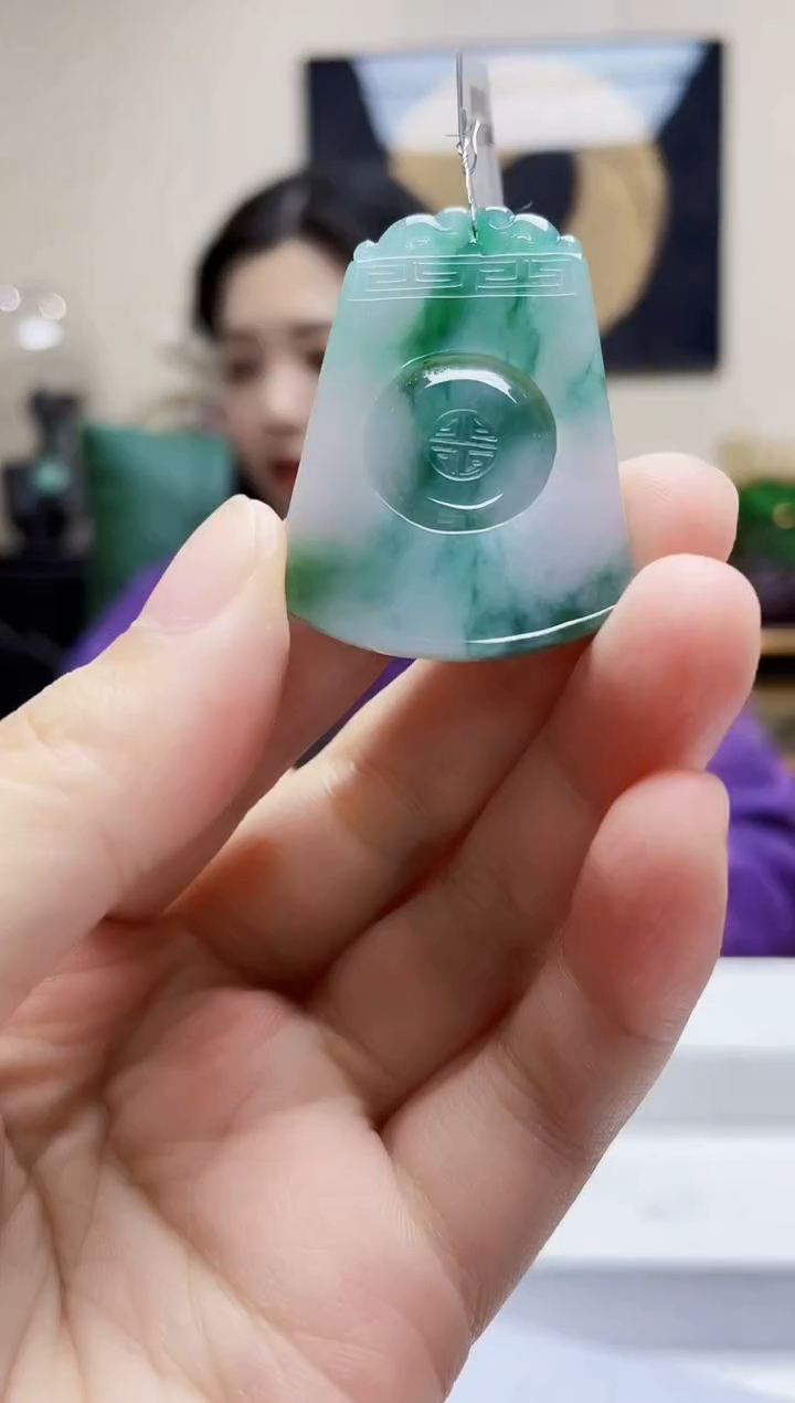 未镶嵌定制翡翠吊坠248