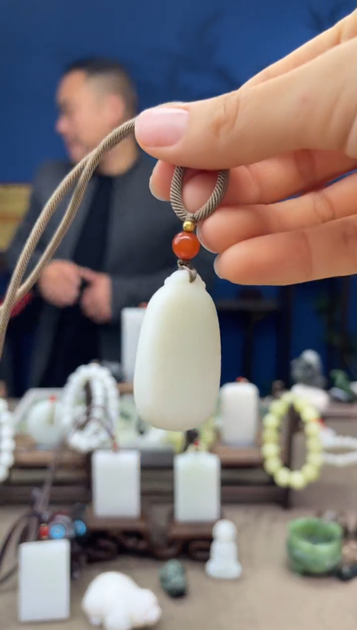 【闪购商品】和田玉颈饰未镶嵌1