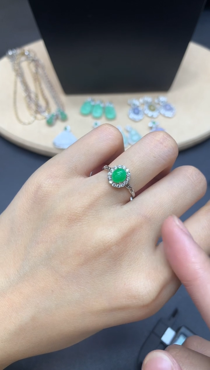 【闪购商品】翡翠戒指银S925镶嵌蛋面【无服务费】