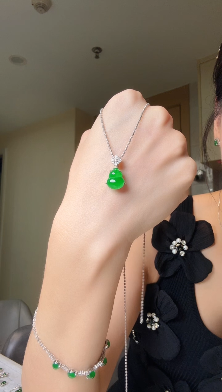 翡翠银S925镶嵌吊坠(不含链)天然翡翠吊坠