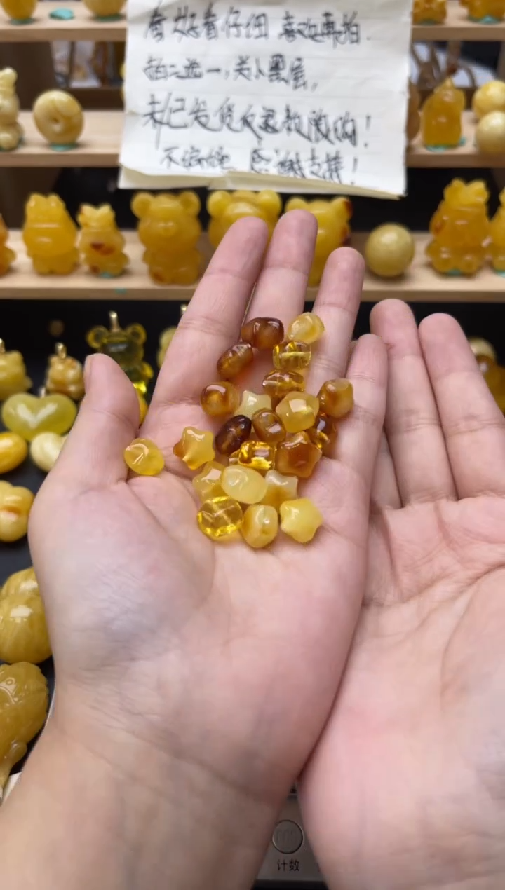 琥珀未镶嵌珠宝奇石053琥珀蜜蜡微瑕多样性随机发其一