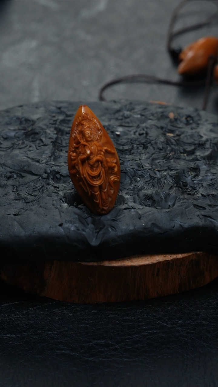 橄榄核手串鱼子精品核雕