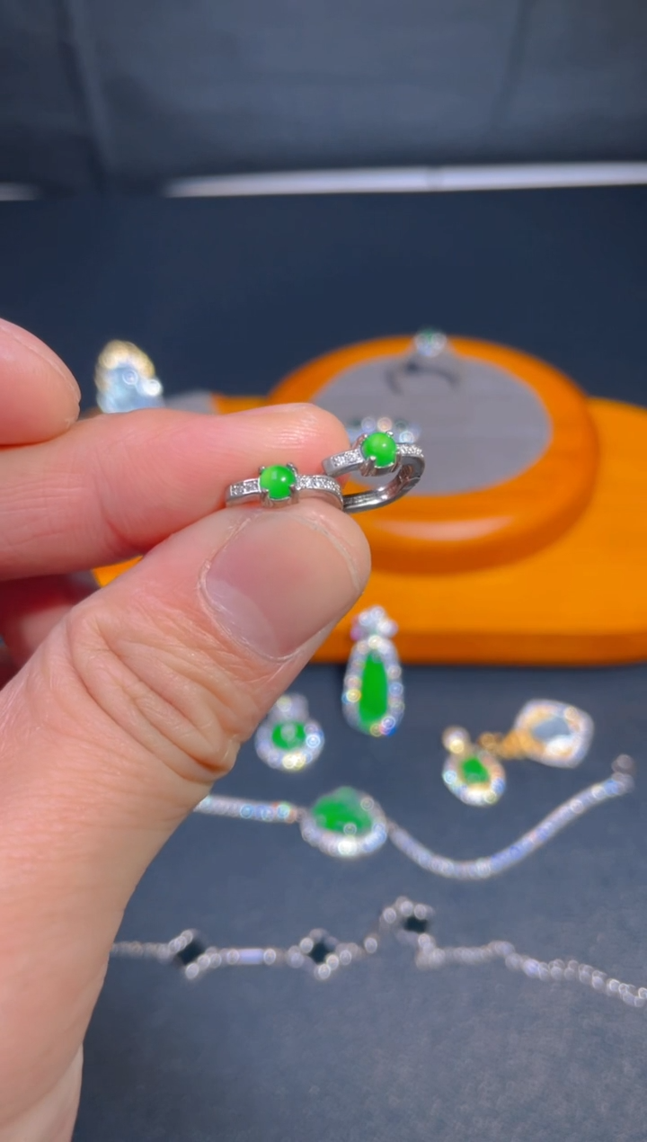 【闪购商品】翡翠耳饰未镶嵌翡翠