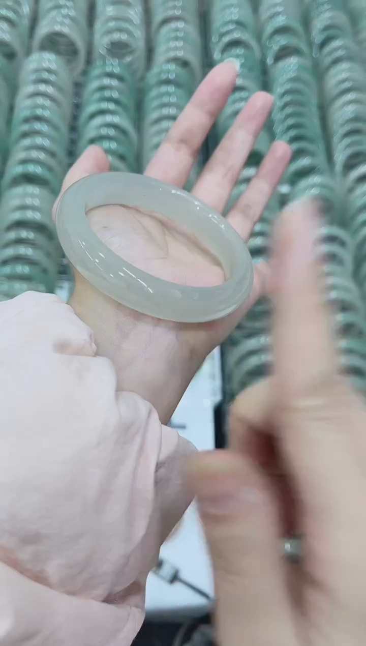 未镶嵌手镯石英质玉22-62