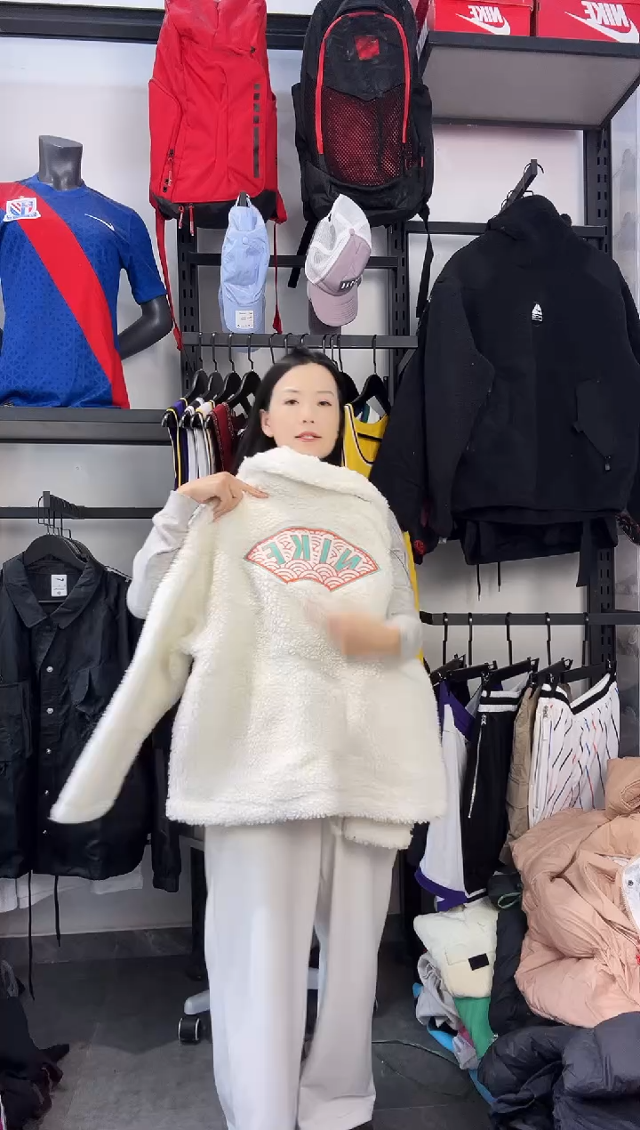 134  ·编码 瑕疵款直播间过款为准 尺码·