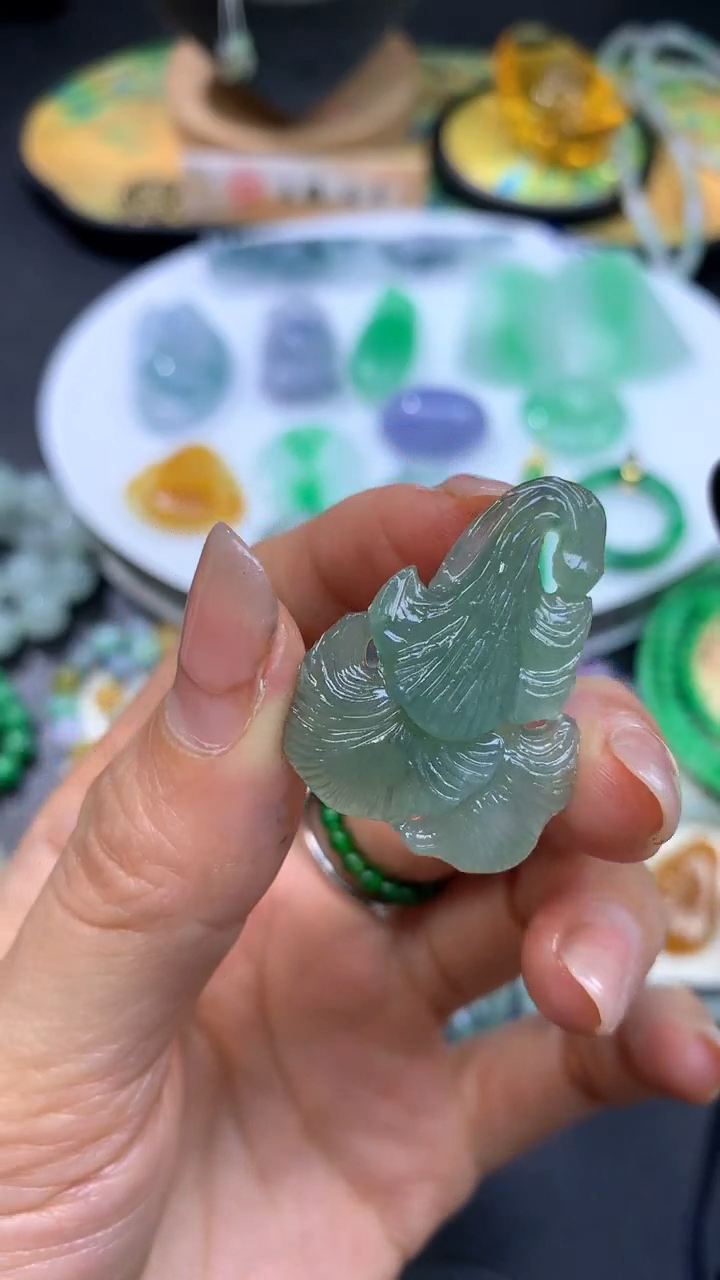 【闪购商品】定制翡翠未镶嵌翡翠