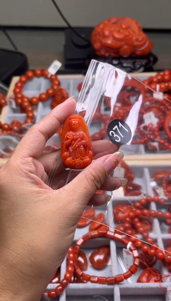 【闪购商品】南红玛瑙珠宝奇石未镶嵌371