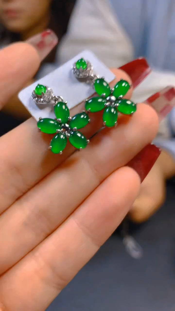 【闪购商品】翡翠耳饰未镶嵌0565258459多样性发一