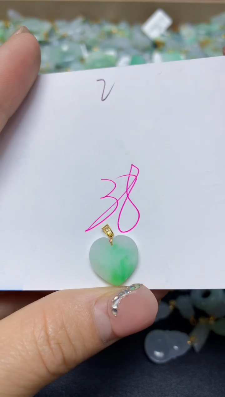 【闪购商品】翡翠挂件18K金镶嵌 天然翡翠A货