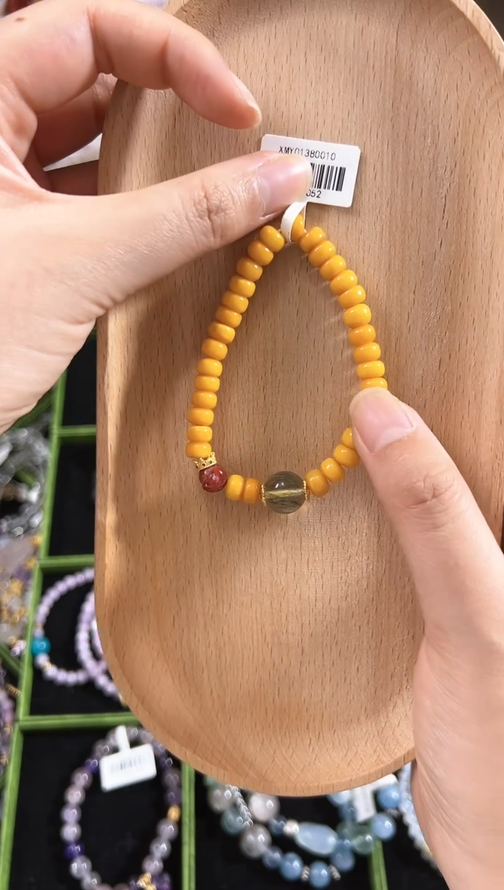 【闪购商品】琥珀手链未镶嵌颜色微差多样性发货发其一