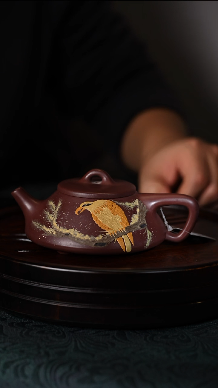 茶壶紫砂老紫泥描金刻绘紫砂壶