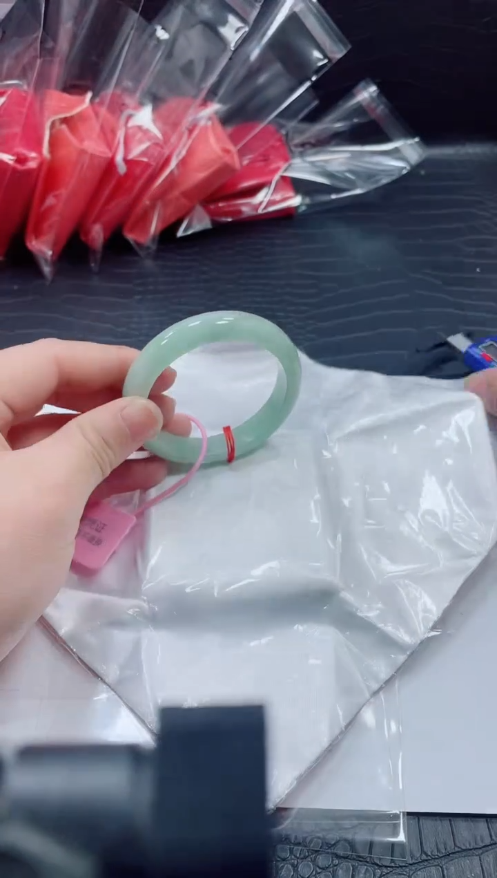 非金属无小哥80号手镯56.3圈口