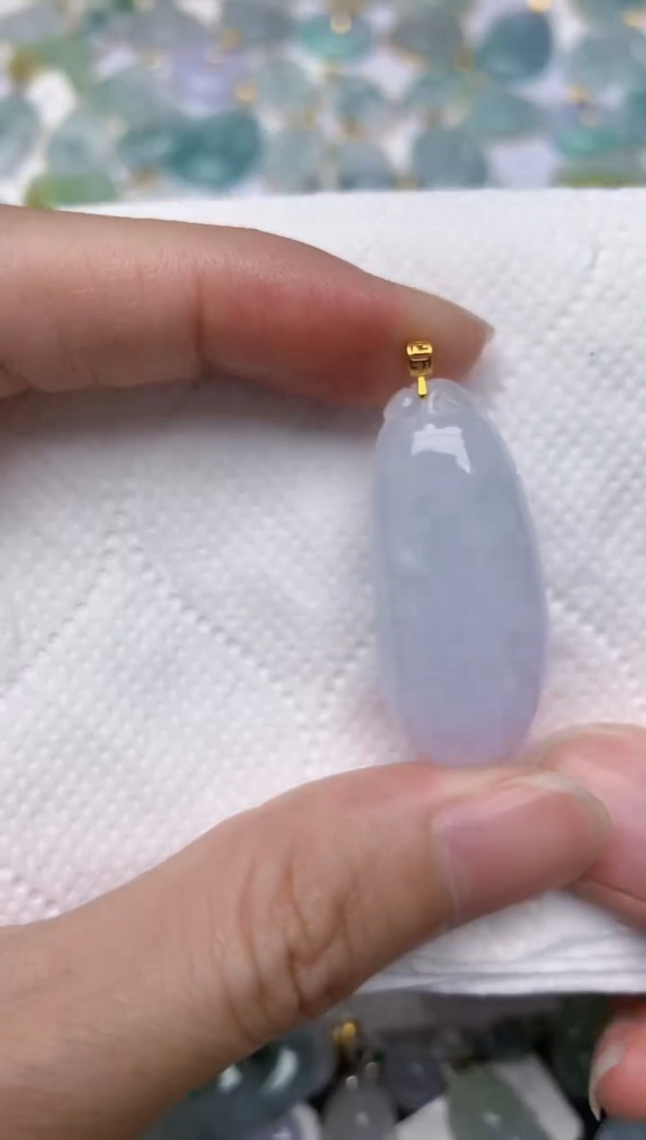 翡翠18K金镶嵌颈饰天然A货翡翠