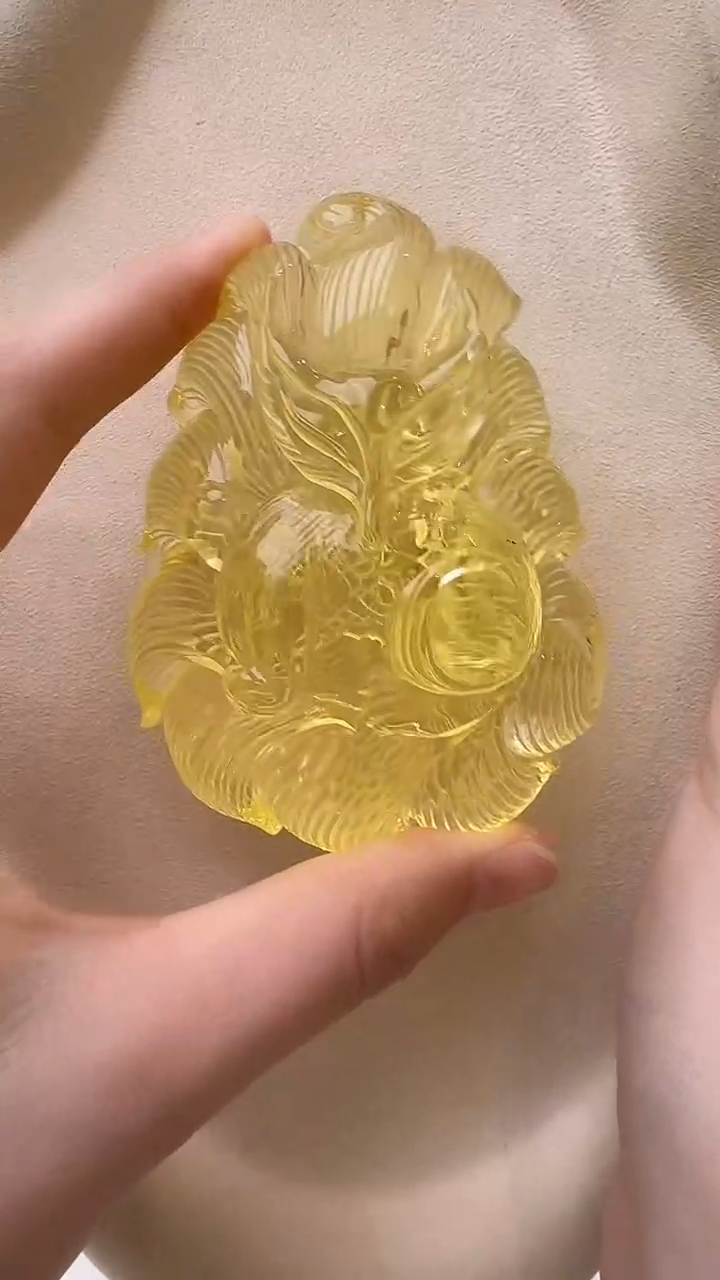 琥珀颈饰未镶嵌吊坠