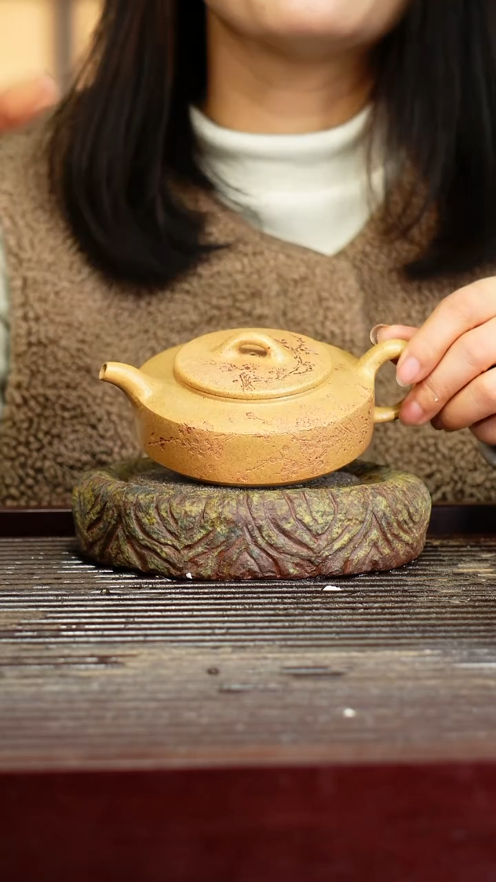 宜兴原矿紫砂壶茶壶宜兴原矿紫砂壶茶壶200C