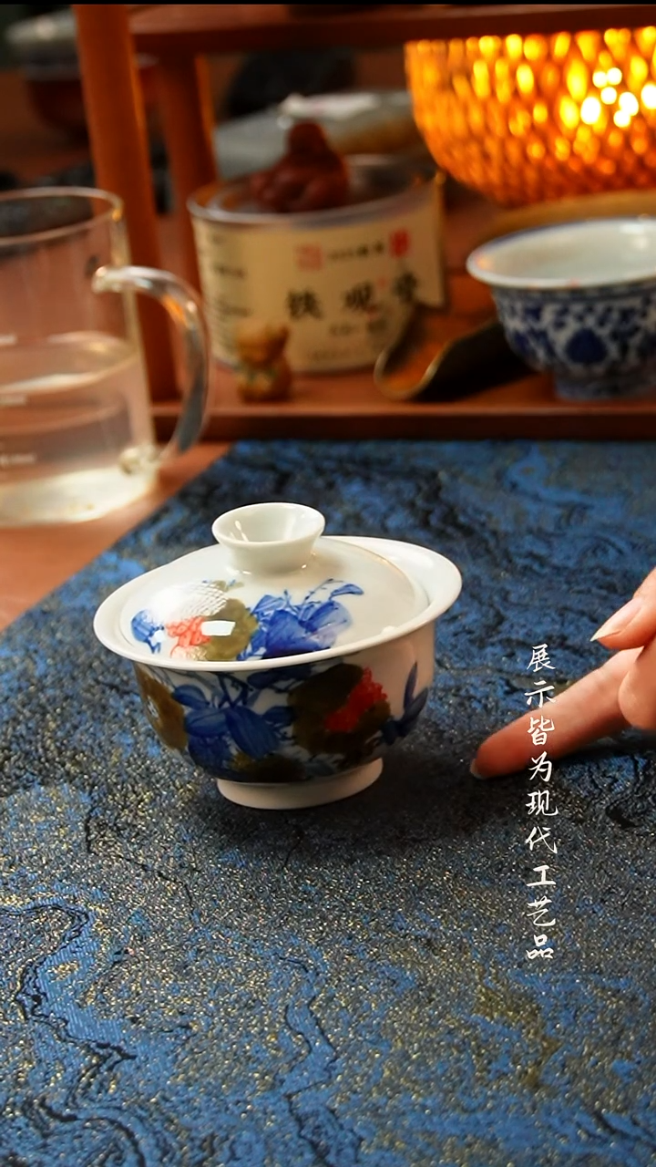 柚也写意石榴盖碗