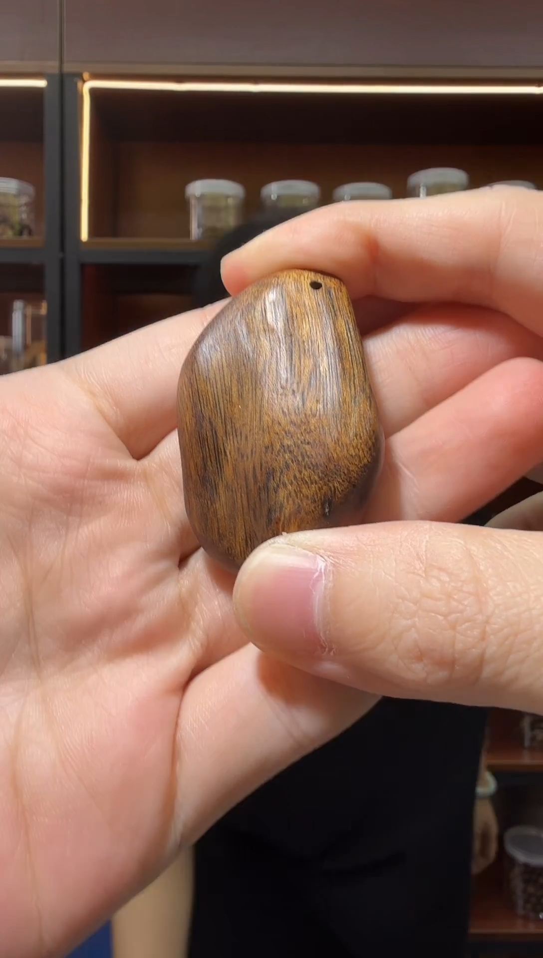 沉香吊坠124号顺化红土白棋多样性发一