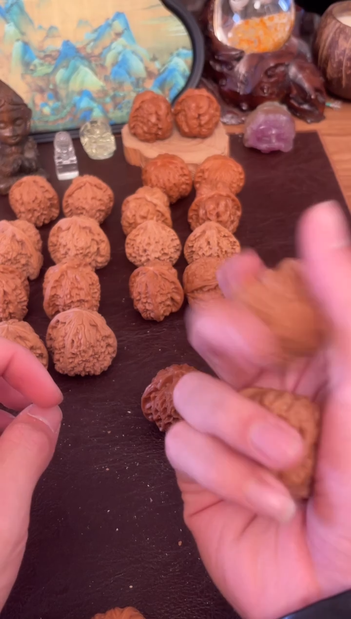 吊坠猴头核桃白狮子41