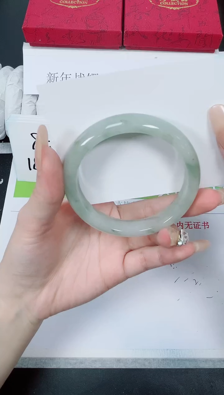 【闪购商品】石英质玉手镯未镶嵌K223-55.9