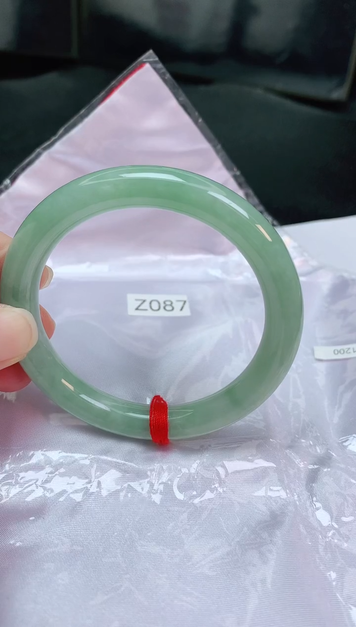 【闪购商品】翡翠手镯未镶嵌缅甸天然A货手镯