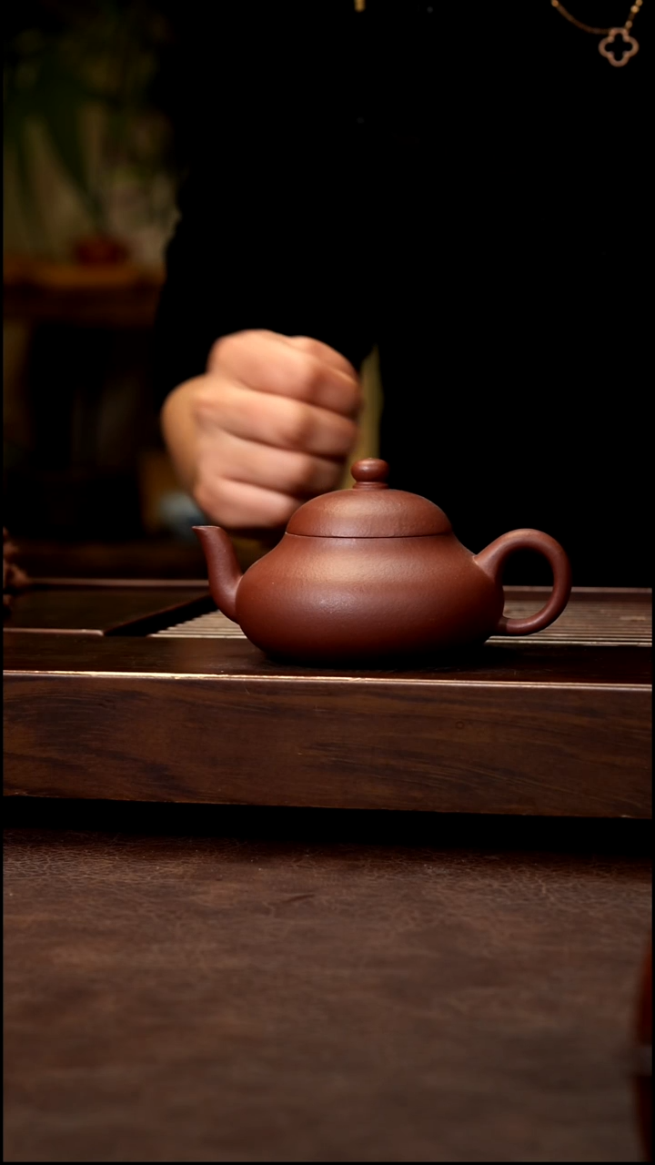 茶壶紫砂紫泥梨形