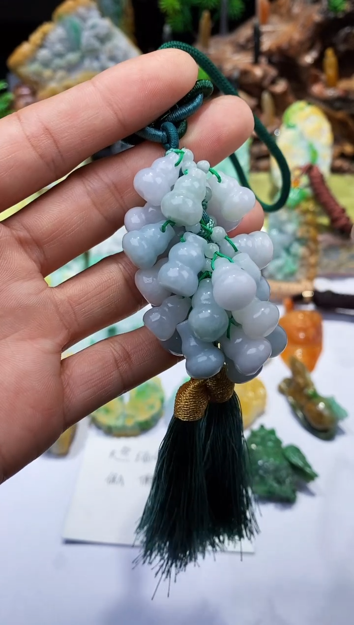 【闪购商品】翡翠颈饰未镶嵌翡翠A货