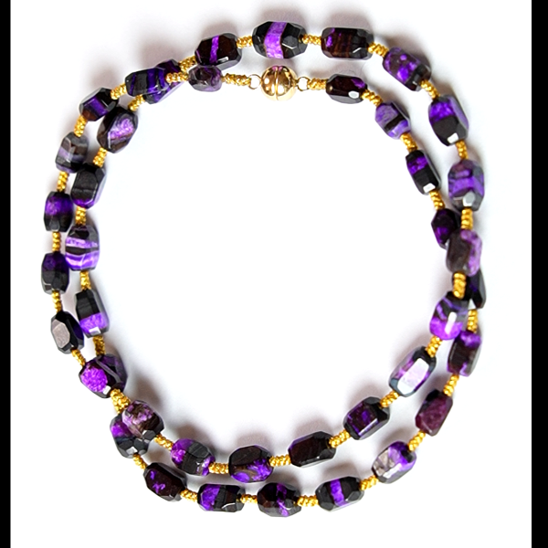 独家孤品南非老矿料舒俱来 收藏级火焰丝绒项链 · 多样性发其一