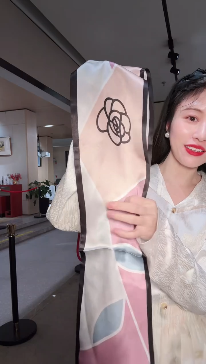 l***y花间 窄长巾1