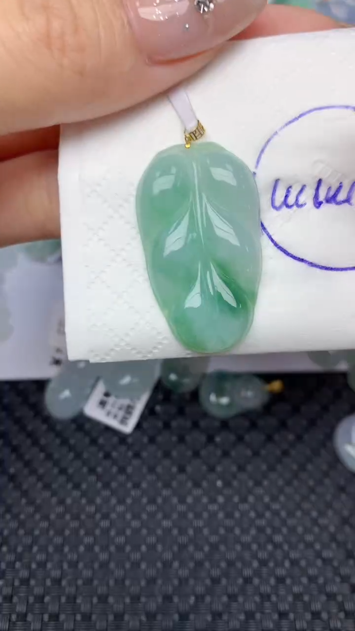 颈饰18K金镶嵌翡翠天然缅甸翡翠a货百元以上9元证书费自理