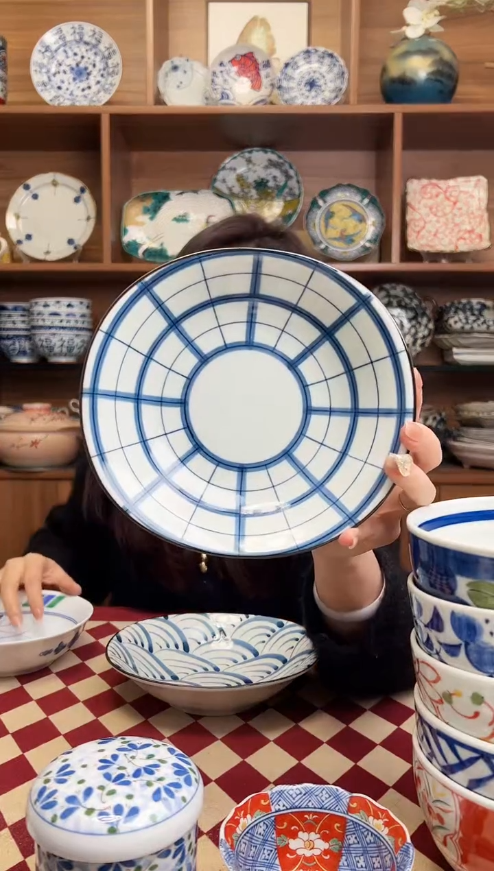 【闪购商品】瓷片清秀18.5cm小盘 格子纹