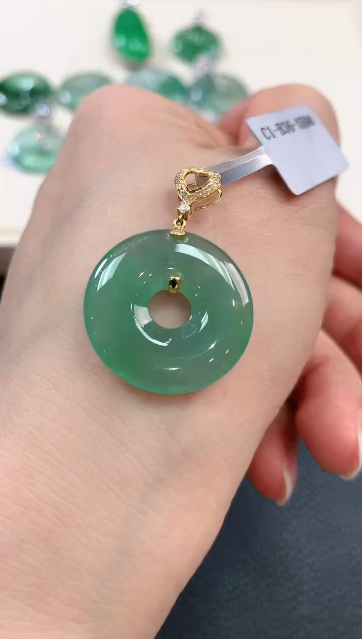 【闪购商品】翡翠吊坠(不含链)18K金镶嵌b166不退换