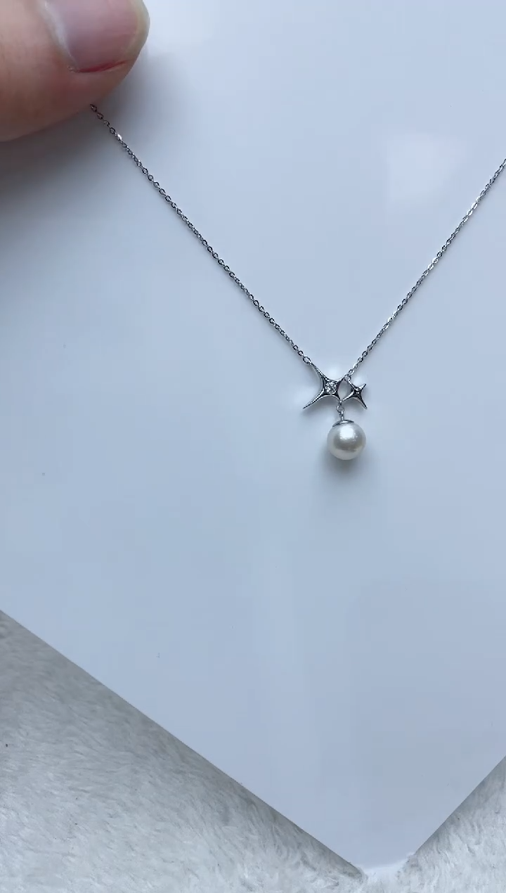 【闪购商品】海水珍珠颈饰银S925镶嵌海水珍珠项链